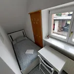 Rose House - Greenline *