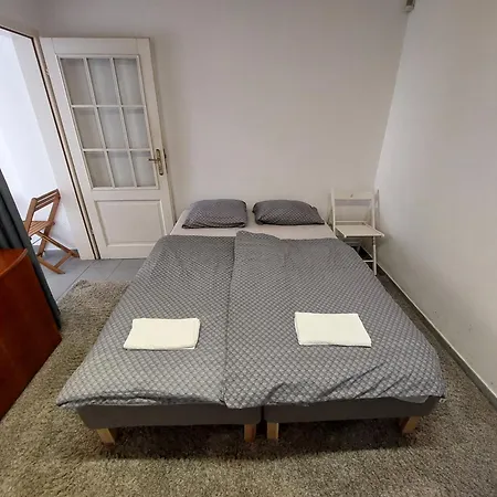 Rose House - Greenline 招待所 *