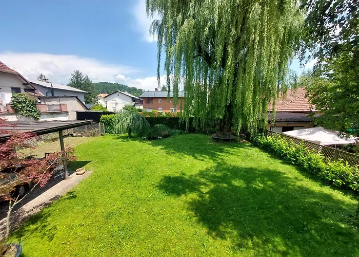 Rose House - Greenline ゲストハウス リュブリャナ